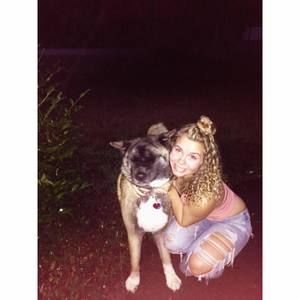 Meet your Posher, Melissa